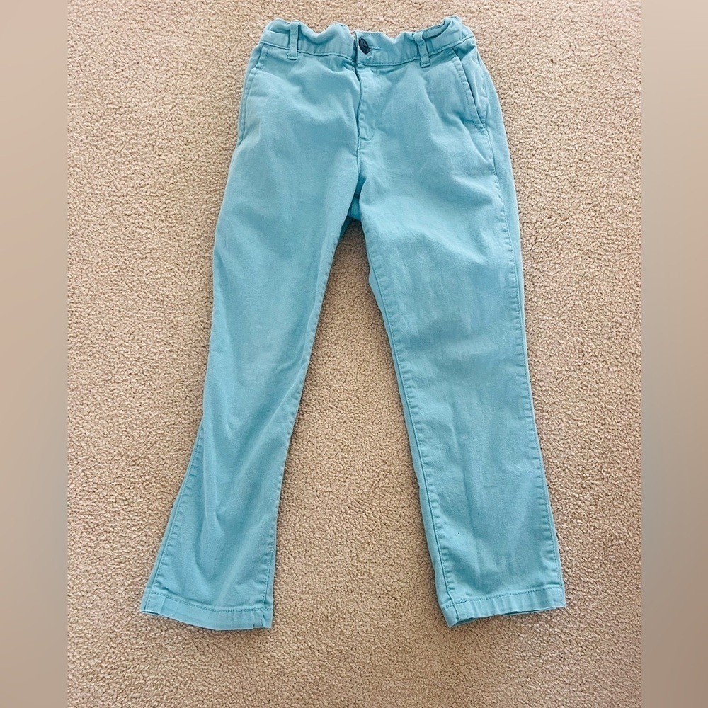 Great condition The Children's Place sz 7 husky chino's w/stretch waist in green